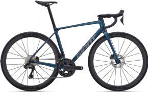 Giant TCR Advanced Pro 0 Di2 Carbon Road Bike  2025 - DURABLE SHORTS DESIGNED FOR HEADING OFF ROAD 